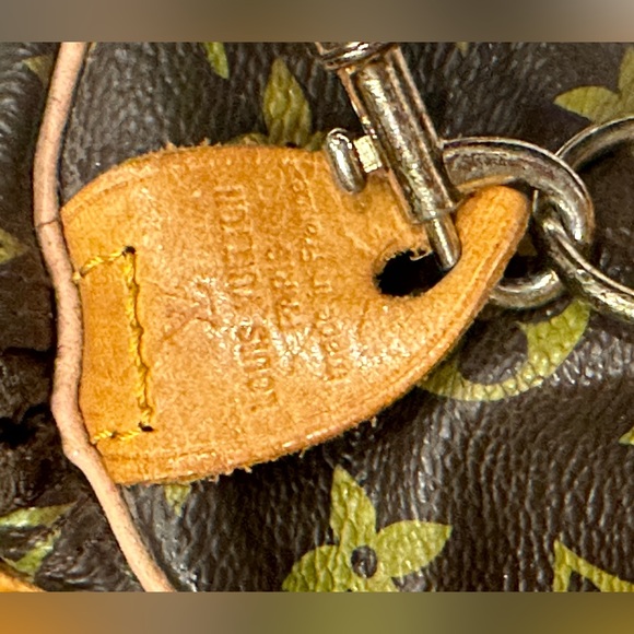 Vintage speedy 30 Louis Vuitton bag FLASH SALe. Today!!! Never priced this low. - Picture 9 of 10